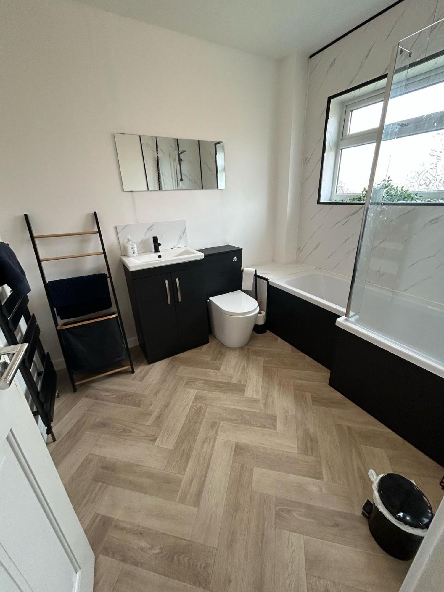 Modern House In The Heart Of The Lutterworth 빌라 외부 사진